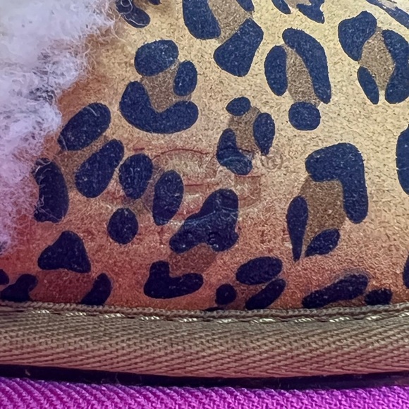 Ugg slippers - Picture 5 of 6